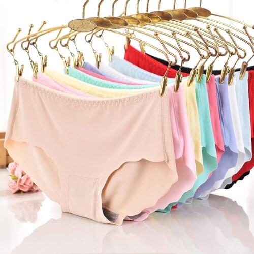 Summer lady Mid waist Sexy Panties Butt lifter Ice silk Hip Push Up Maiden Panties Underwear Seamless Buttocks Wavy edge Panties