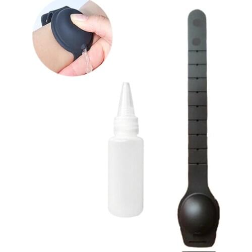 Hand Cleaning Gel Refillable Wristband Dispenser 12-13ml Capacity Wearable Small Squeezes Soap 1set