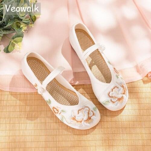 Veowalk Women Satin Cotton Embroidered Ballet Flats Retro Ladies Casual Comfortable Walking Ballerinas Mary Jane Shoes White Red