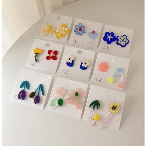 Korean Fashion Asymmetric Arcylic Flower Dangle Earring for Women Femme Creative Hollow Out Party Earring Jewelry Pendientes