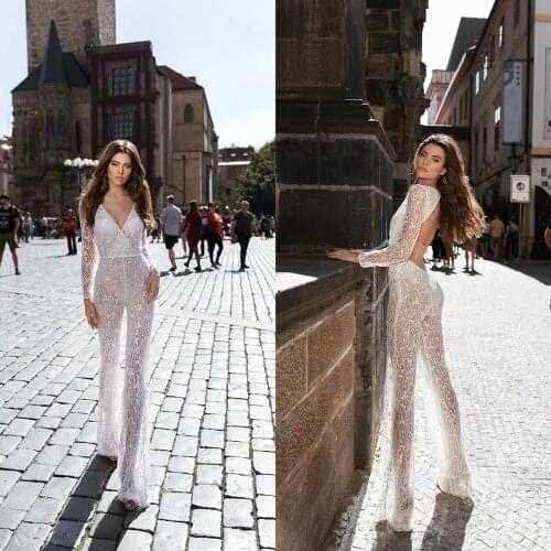 2020 New Beach Jumpsuits Wedding Dresses Long Sleeve Lace Appliqued V Neck Outdoor Bridal Dress Wedding Gowns Vestidos De Novia
