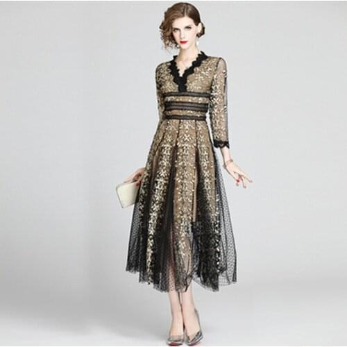 Runway Fashion Ladies High-End Embroidered Dress Women V Neck Half Sleeve Elegant Vintage Dot Mesh Patchwork Lace Long Vestidos