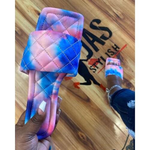 Sandaleas De Mujer 2021 Rainbow Slippers Female Flat Open Toe Sandals Large Size Colorful New Square Head
