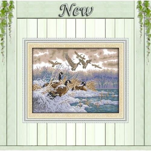 Flying birds in snow scenery animal painting Counted Print on canvas DMC 11CT 14CT Cross Stitch kits Needlework Set embroider