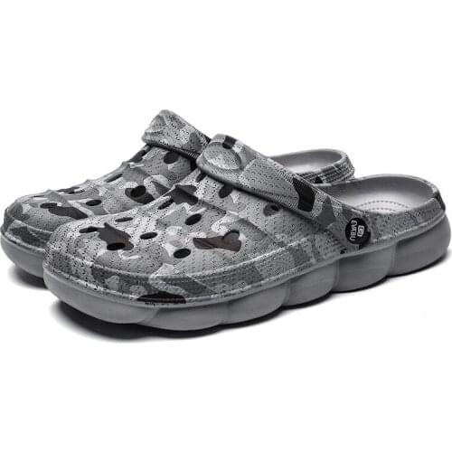 Summer Camouflage Mens Garden Clogs Letters Printing Women Beach Sandal EVA injection Comfortable Casual Shower Shoe Unisex New