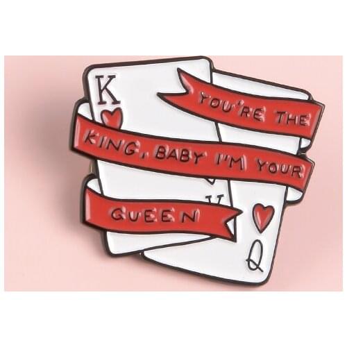 Funny Meme Poker Banner Enamel Pin Hearts.Q / K King Queen Couple Brooches Enamel Pins Jeans Shirt Badge Accessories For Husband