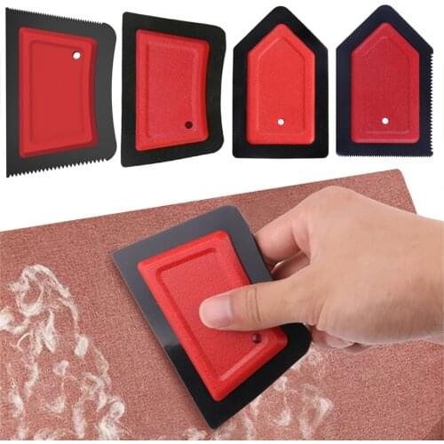 Portable Pet Hair Remover Sofa Car Cleaning Scraper Pet Hair Brush Mini Carpet Car Fur Remover Rubber Hair Cleaner Brush