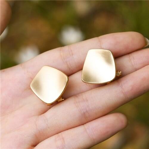 South Korean personality advanced sense irregular fireworks earring temperament 2020 new fashion web celebrity earring female