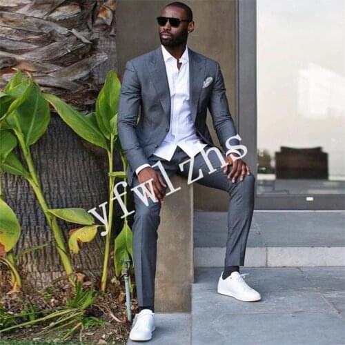 Handsome Two Buttons Groomsmen Peak Lapel Groom Tuxedos Mens Wedding Dress Man Blazer Prom Dinner (Jacket+Pants+Tie) A212