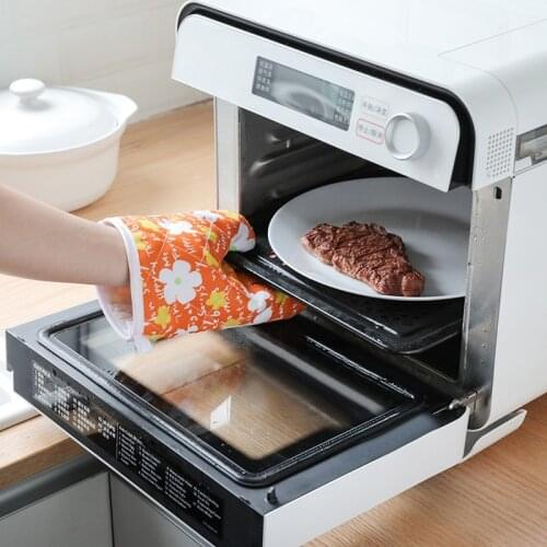 Random 1 Color Microwave Oven Gloves New Flower Pattern BBQ Insulation Mitts A Good Helper For Outdoor Kitchen Baking Cooking