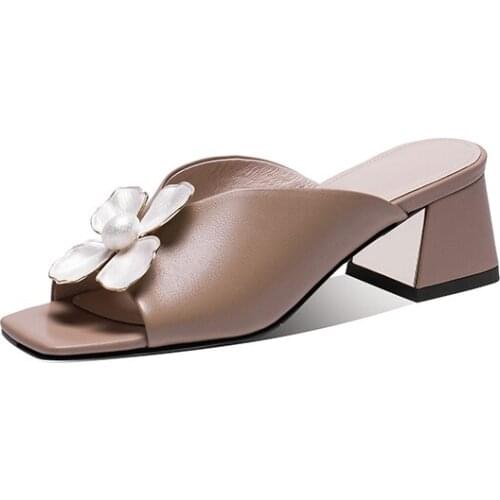 Summer Slippers Woman Medium Heel Shoes Vintage British StyleGenuine Cow Leather Sandals Cute Fashio Slippers Flower Decoration
