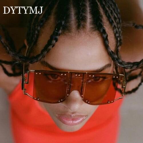 DYTYMJ High Quality Metal Frame Sunglasses Woman Oversized Sunglasses for Women Vintage Luxury Siamese Vintage Gafas De Sol