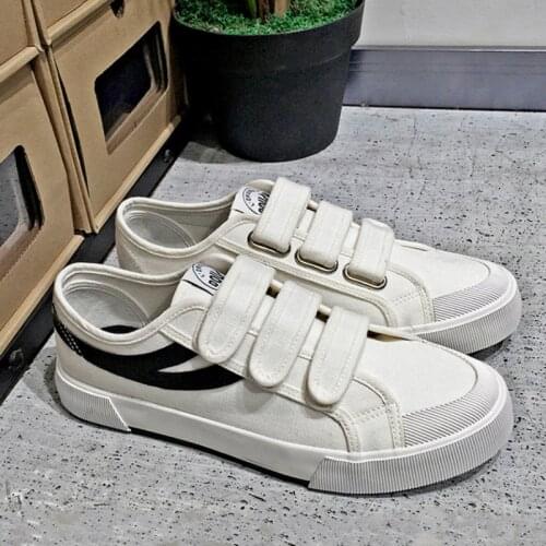 Mens Casual Canvas Shoes Vulcanized Sneakers Man Fashion Skateboard Shoes Male Low Cut Trainers Student Classics Style