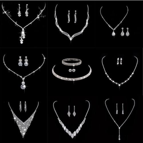 Fashion Crystal Bride Jewelry Set Rhinestone Silver-plated Wedding Dress Banquet Necklace Earring Set Ladies Gift