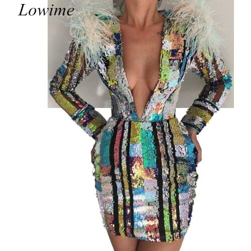 New Dubai Couture Mini Cocktail Dresses 2019 Long Sleeves Deep V-Neck Feathers Sexy Evening Party Gowns Women Robe De Soiree