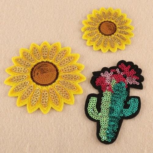 Sequins Sunflowers Stickers Patches For Clothing Decor Sequined Cactus Sewing Patch Decor DIY Crafts Beauty Flower Appliques
