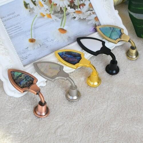 QGVLish 2Pcs Jade Curtain Hooks Coat Hanger Tiebacks Buckle Holdback Tassel Brush Hook Curtain Holder Curtain Accessories