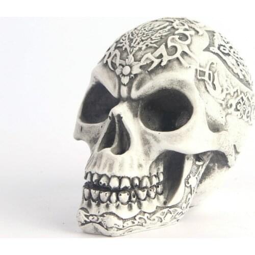 BUF Skull Statue With Pattern Totem Resin Crafts Gothic Style Home Decoration Sculpture Halloween Party Decor Ornaments Gifts