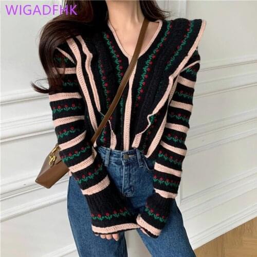 Vintage Ruffles Women Knitted Pullovers Fashion V-neck Flare Sleeve Loose Women Sweaters Autumn Winter Knitwear Female