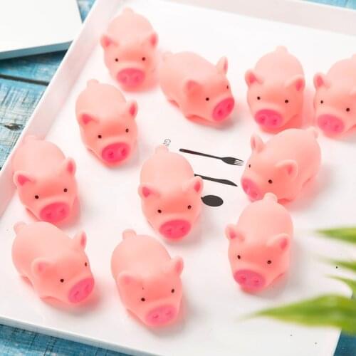 1PCS New Cute 4.5cm Dog Toys Pink Screaming Rubber Pig Pet Toys Squeak Squeaker Chew Gift Home Decorations Chew Toy for Dogs