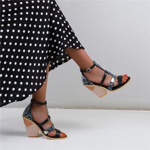 Summer New Fashion Ladies Sandals Comfortable Casual High Quality Handmade Womens Shoes Chunky Female High Heels Large Size