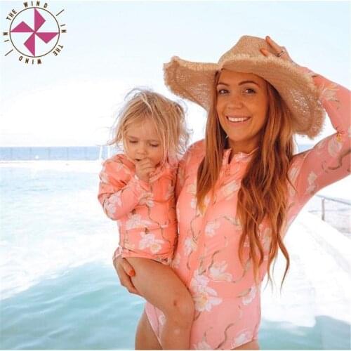 In The Wind 2020 Print Matching Family Bathing Suits Mother Girl Long Sleeves Bodysuit For Mom and Daughter Swimsuits