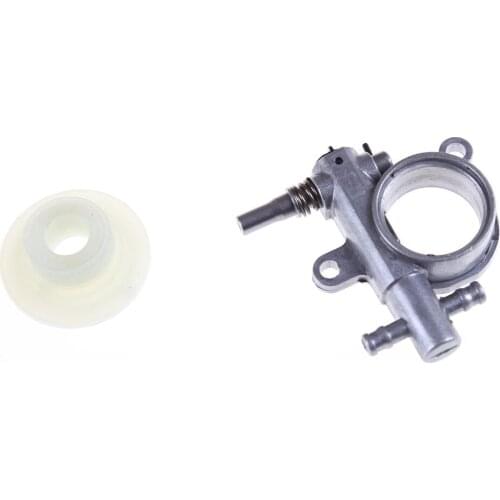 High Quality 1Set 2500/3800 Chainsaw Spare Parts Chainsaw Oil Pump With Worm Drive Gear Fits Chain Saw 25CC/38CC Gear Free