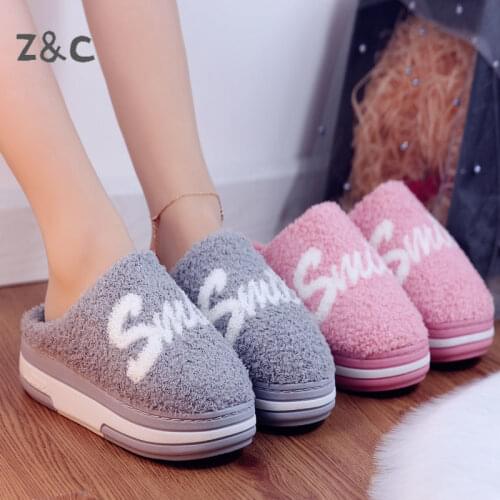 Autumn and Winter New Thick Soled Slippers Womens Thickened Hand-Made Wool Shoes Warm Mens Home Use Furry Slides for Girls