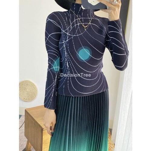 2021 woman chinese tops full sleeve traditional style retro floral pleated blouse satin ladies shirts traditional qipao blouse