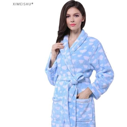 Promotion bathrobe on sale coral fleece women bathrobe