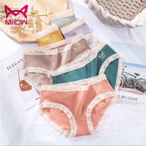 MiiOW Underwear Ladies Pure Cotton Graphene Antibacterial Cotton Crotch Seamless Mid-waist Breathable Student Girl Briefs