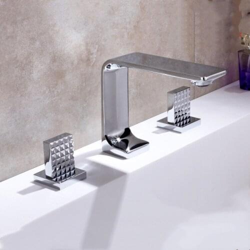 Chrome Brass Double Handle Bathroom Sink Faucet Hot Cold Basin Faucet Mix Tap Three holes Bathroom Faucets-High quality