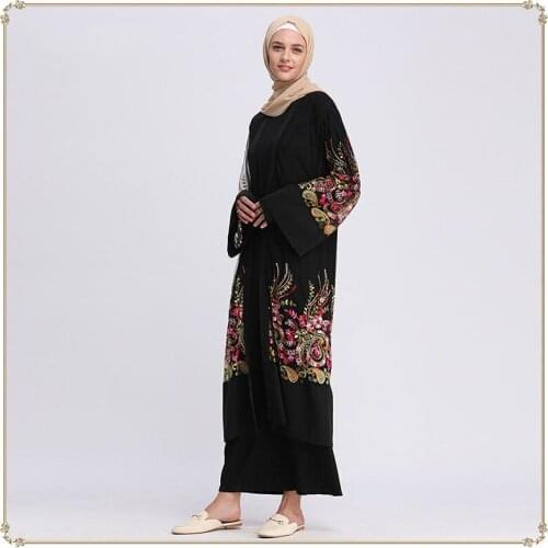 2Pcs/Lot Robe Chiffon Long-Sleeved Dress Arabian Robes Silk Muslim Muslim Robes Abaya Dress Gold Color Printing Silk Clothing U