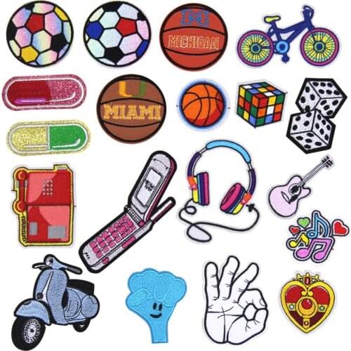 New arrival 10 pcs sparkle balls pills Embroidered patches iron on cartoon Motif Applique fabric cloth embroidery accessory