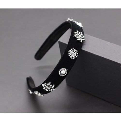 Fashion temperament star with the headband New Korean temperament star with retro palace luxury IU with the same headband 623