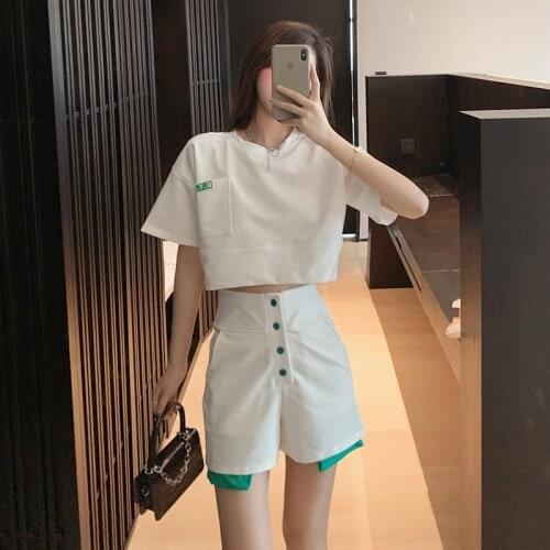 Fashion Suit 2021 New Summer Womens Exposed Navel T-shirt Color Matching High Waist Shorts Age Reduction Two Piece Set