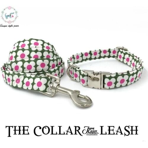Dog Collar and Perro Leash Personal Custom Pet Puppy Designer Pet Necklace Dog &Cat Collar Green and Pink Flowers