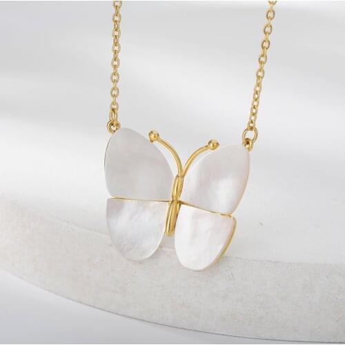 Korean Fashion White Acrylic Butterfly Necklace For Women Stainless Steel Gold Chain Necklaces Pendant choker Aesthetic Jewelry