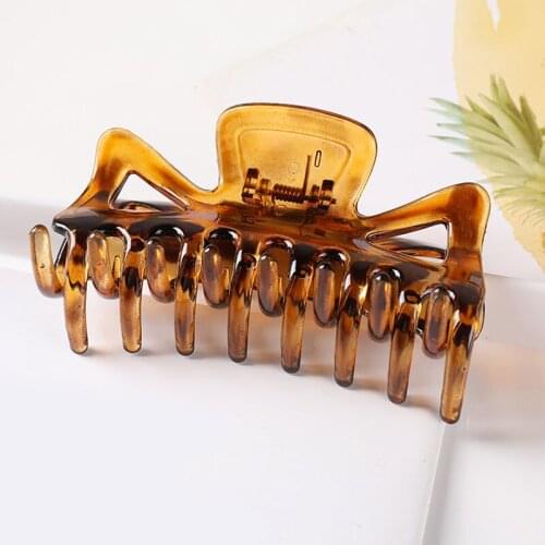 1Pc New Simple Acrylic Hair Claws Large Size Bathing Hair Clips Solid Color Hairpin Crab for Hair Accessories Hair Styling Tool