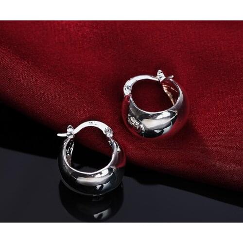 New charm 925 Sterling Silver Earring Fashion Smooth round Earrings for Women classic Jewelry Wedding party Birthday Gifts