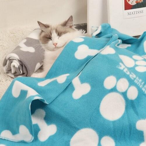 Pet Blanket Soft Fleece Dog Cat Mat Warm and Comfortable Puppy Cushion Dogs Cats Sleeping Cover Blankets Pet Accessories