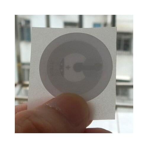 50 pcs/lot 215 NFC TAG High Performance Stickers Lables TagMo Compatible Dia.25mm