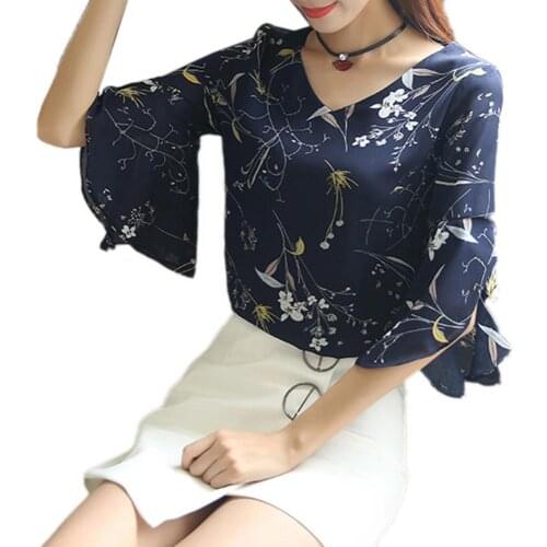 Ele-choices Office Lady Fashion Flower Print Half Flare Sleeve V Neck Chiffon Blouse Shirt for Daily Traveling