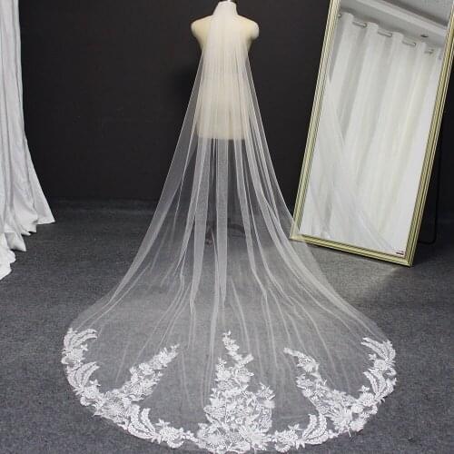 Romantic Flower Lace Wedding Veil One Layer Soft Tulle Ivory White Cathedral Bridal Veil with Comb Wedding Headpiece