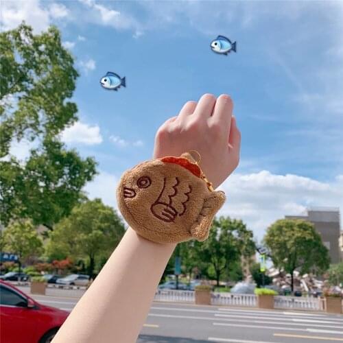 Plush Soft Fish Coin purse Embroidery Brown Korea Girls Mini Money Bag Key Case Card Holder Sports Wrist Bags Pendant Girl Bag