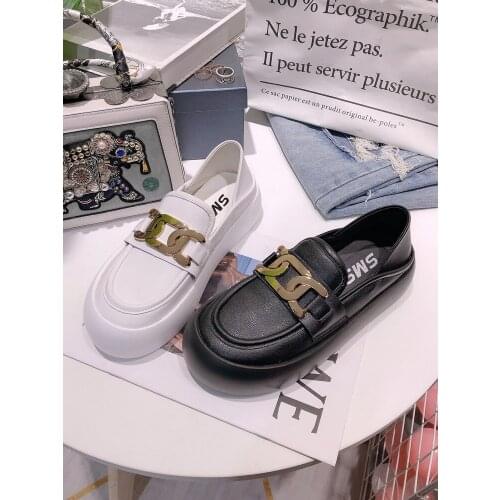 2021 spring and autumn new leather metal buckle platform womens shoes trend all-match British style small leather shoes