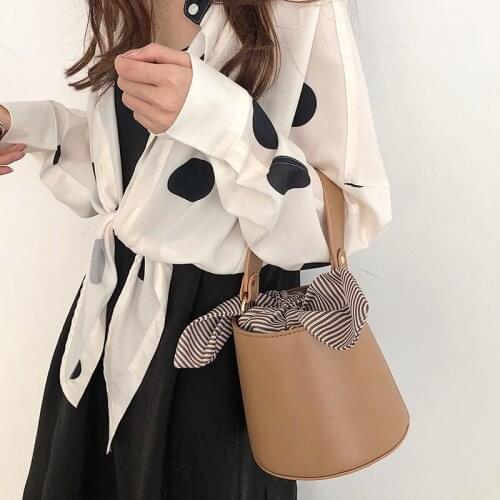 Bag Female 2021 New Japanese and Korean Simple Portable Female Small Bag Wild One-shoulder Messenger Bag Retro Bucket Bag