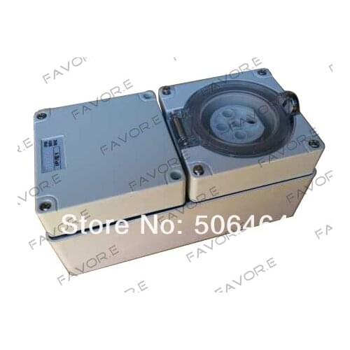 20A three phase 5 round pin combination socket & blank panel 56SO520+L1