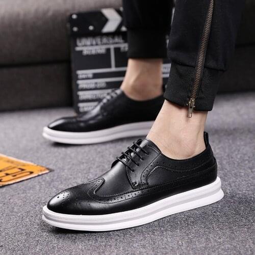 Men luxury fashion party nightclub wear genuine leather brogue shoes carving bullock shoe gentleman black white sneakers zapatos