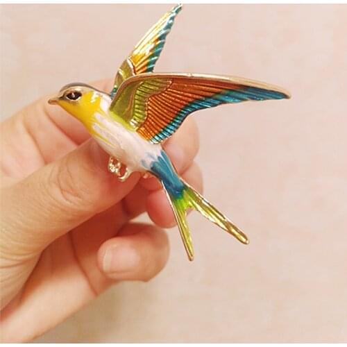 Funny creative hummingbird brooch alloy drip bag silk scarf collar pin badge bird animal brooches childrens gift